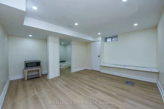 Additional image 30 of 266 Adair Ave