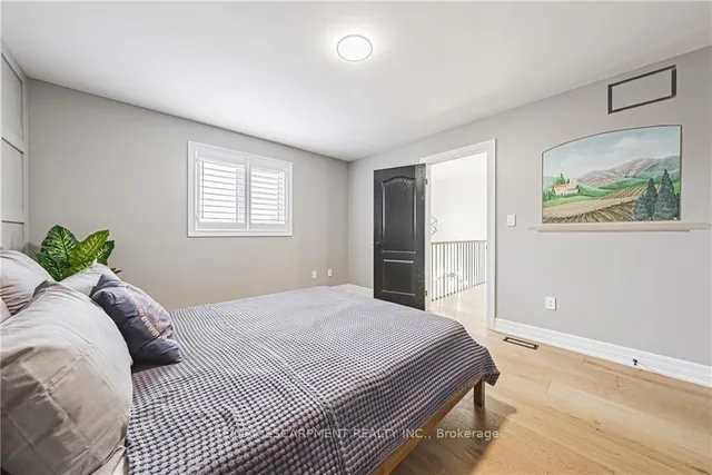 Additional image 32 of 14 Dolphin Pl