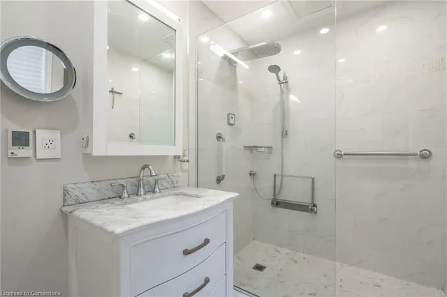 Additional image 18 of 956 Lynden Rd