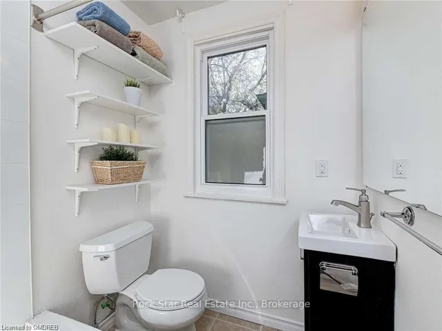 Additional image 33 of 12 WILLIAM St