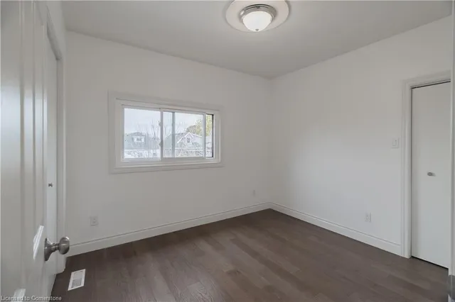 Additional image 10 of 30 Graham Ave