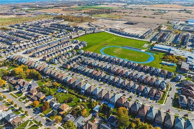 Additional image 40 of 51 Narbonne Cres