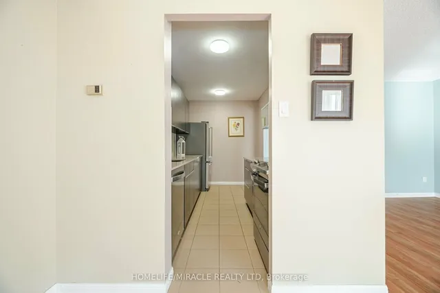 Additional image 15 of 1964 Main St Unit 501