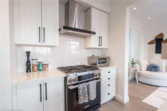 Additional image 11 of 128 Fairey Cres