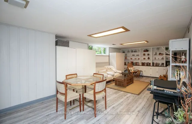 Additional image 35 of 341 Clarendon Dr