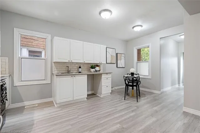 Additional image 9 of 100 Park Row Row