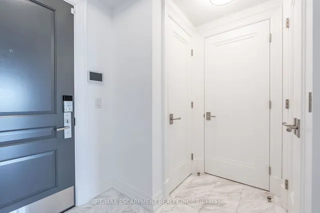 Additional image 9 of 2060 Lakeshore Rd Unit 406