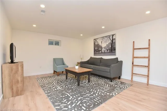 Additional image 28 of 145 Winchester Blvd