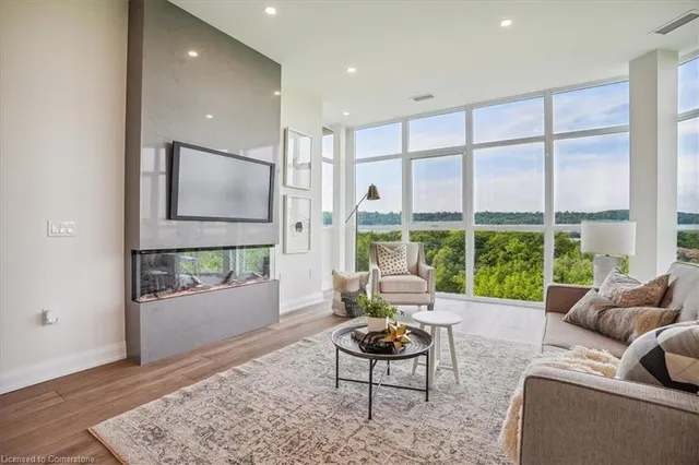 Additional image 9 of 2750 King St Unit 806