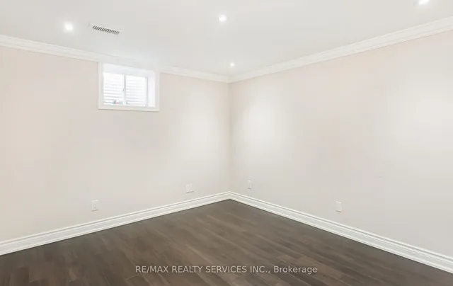 Additional image 36 of 409 Coombs Crt