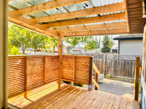 Additional image 2 of 68 The Pkwy NW