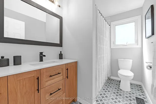 Additional image 25 of 98 FORESTGATE Dr