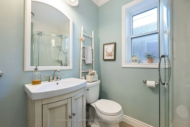 Additional image 20 of 85 Barons Ave