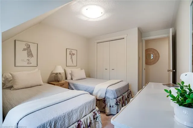 Additional image 30 of 25 Terrace Dr