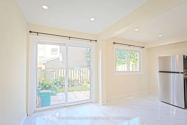 Additional image 10 of 11 Queenslea Dr Unit 149