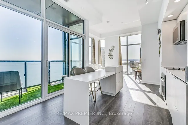 Additional image 17 of 370 Martha St Unit 2004