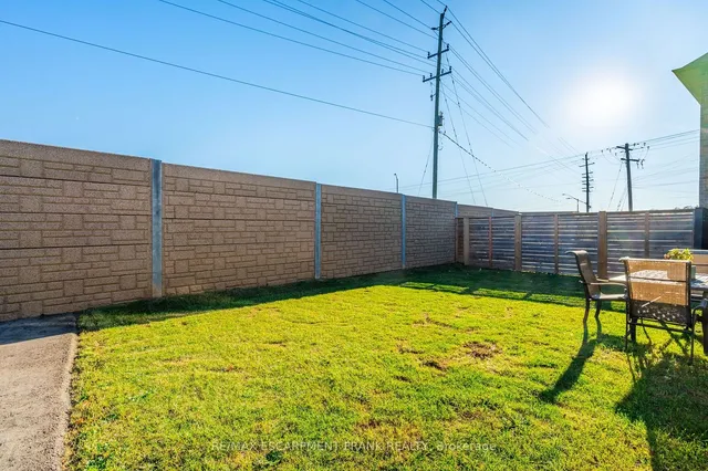 Additional image 36 of 8 CESAR Pl