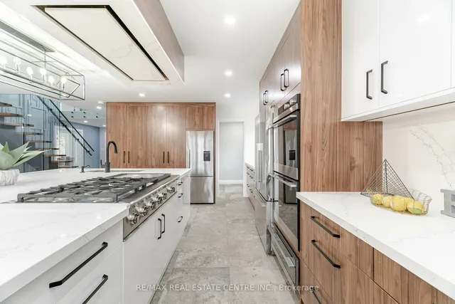 Additional image 11 of 1204 West 5th St