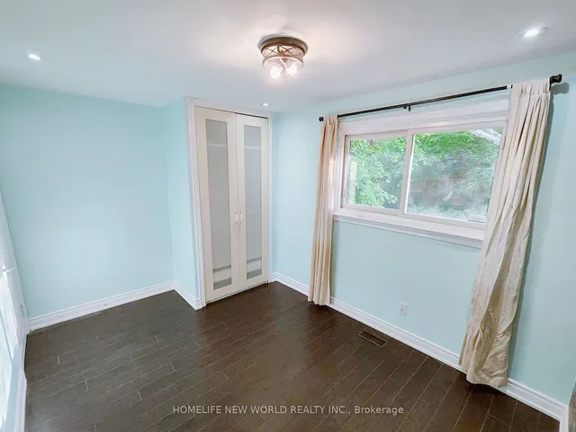 Additional image 13 of 134 Maxome Ave