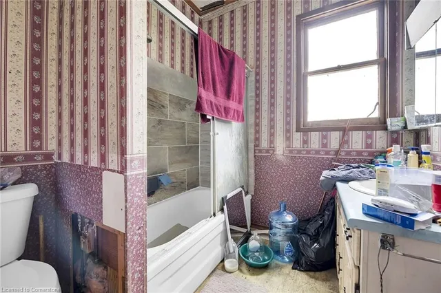 Additional image 28 of 1221 Binbrook Rd