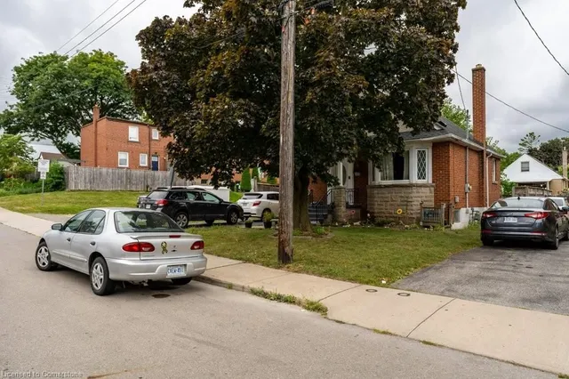 Additional image 5 of 252 Glencairn Ave