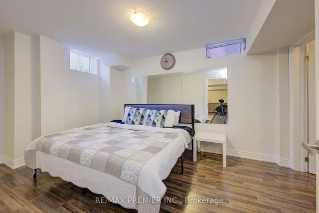 Additional image 30 of 15 Babcock St