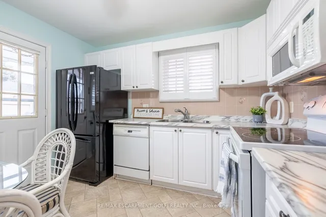 Additional image 6 of 345 SILVERBIRCH Blvd