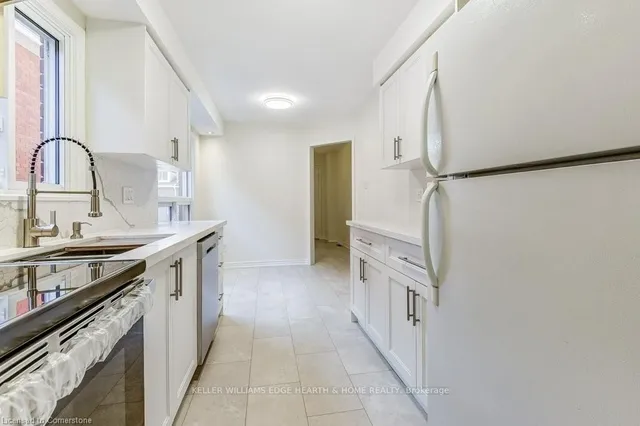 Additional image 11 of 1415 Hazelton Blvd Unit 21