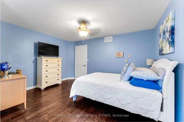 Additional image 25 of 56 Pelech Cres