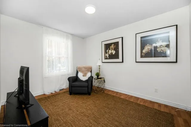 Additional image 9 of 536 John St