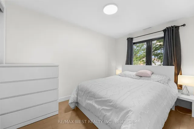 Additional image 23 of 110 Avondale St