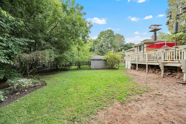 Additional image 37 of 80 Townsend Ave