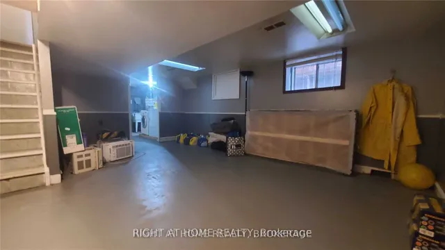 Additional image 10 of 278 Grosvenor Ave