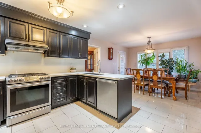 Additional image 11 of 7 GRANDOAKS Dr