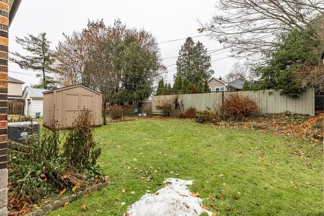 Additional image 42 of 41 Concord Ave