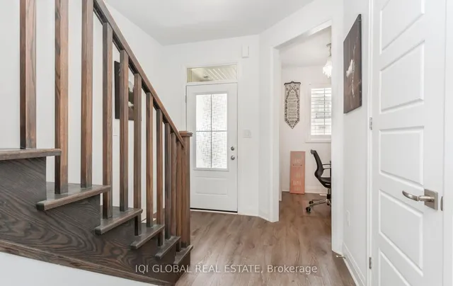 Additional image 3 of 1736 Thames Circ