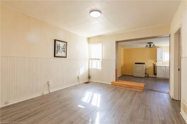 Additional image 5 of 26 Argyle Ave