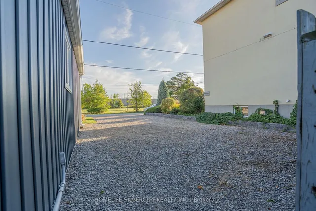 Additional image 15 of 24 Trillium Ave