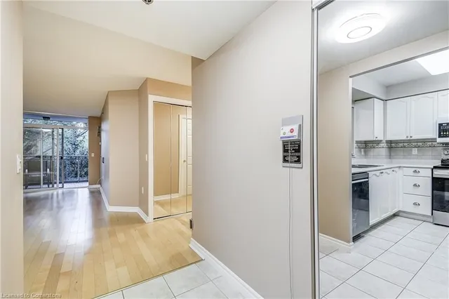 Additional image 6 of 100 Burloak Dr Unit 1310