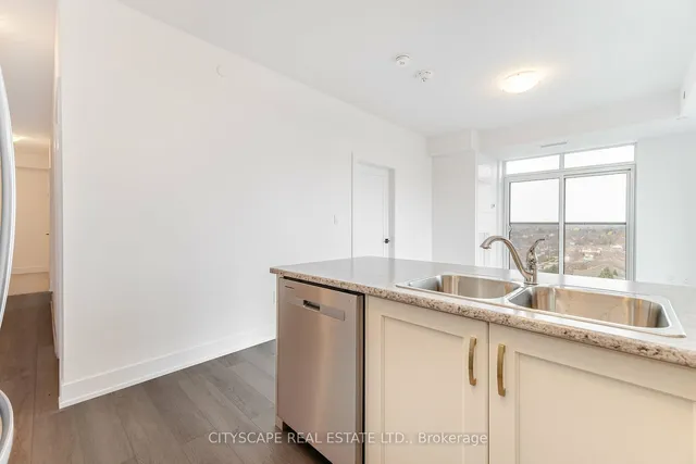 Additional image 13 of 460 Dundas St Unit 1105