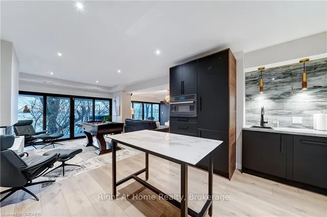 Additional image 26 of 868 DANFORTH Pl