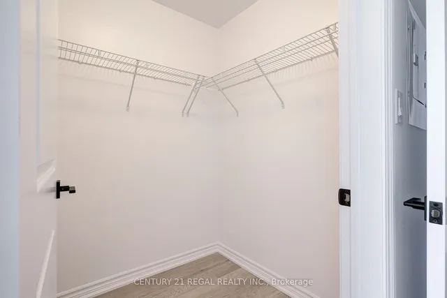 Additional image 18 of 460 Dundas St Unit 702