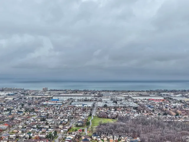 Additional image 27 of 23 Dynasty Ave Unit 4