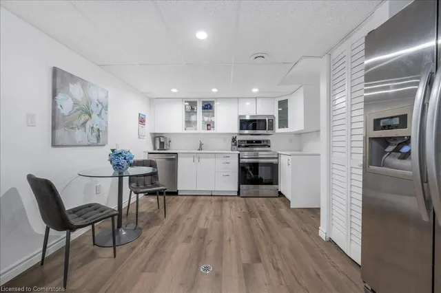 Additional image 20 of 365 Eleanor Pl