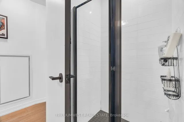 Additional image 14 of 51 East Liberty St Unit 1516