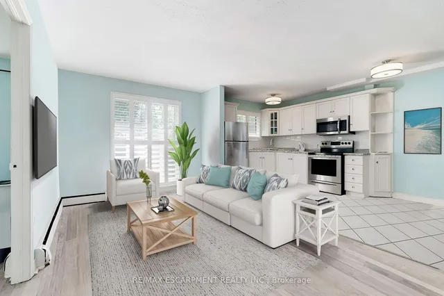 Additional image 7 of 2373 King St Unit 17