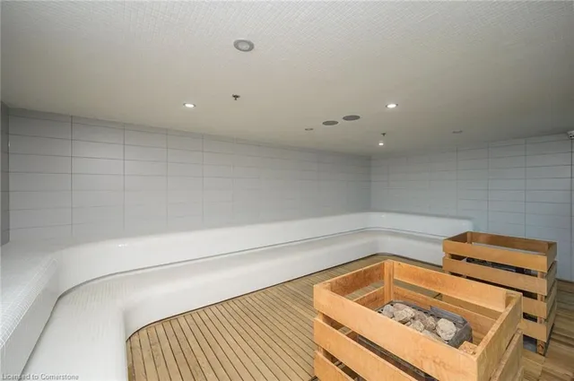 Additional image 31 of 2087 Fairview St Unit 1805