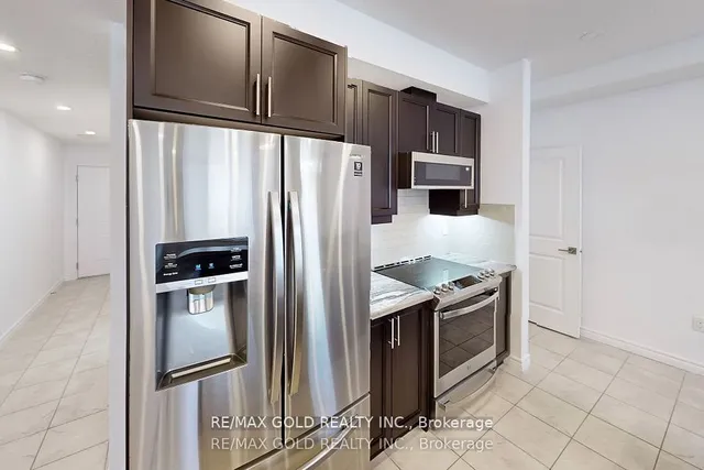 Additional image 11 of 445 Ontario St Unit 109