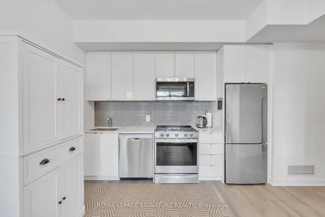 Additional image 3 of 1440 Clarriage Crt Unit 207