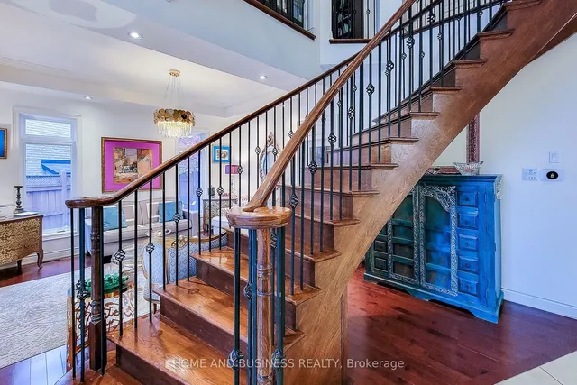 Additional image 24 of 15 Donatello Crt